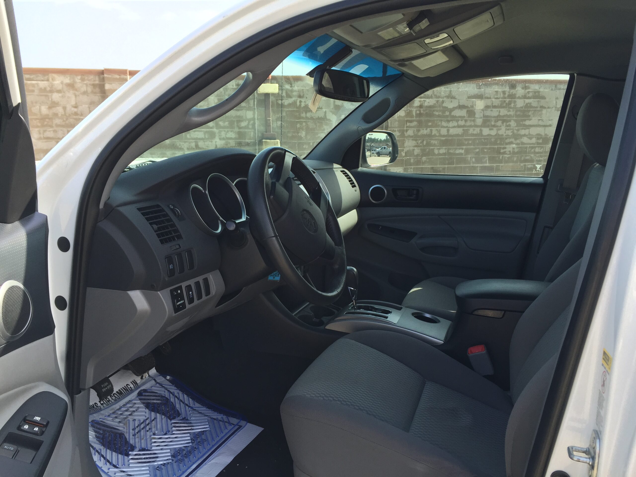 
2016 Toyota Tacoma PreRunner full									