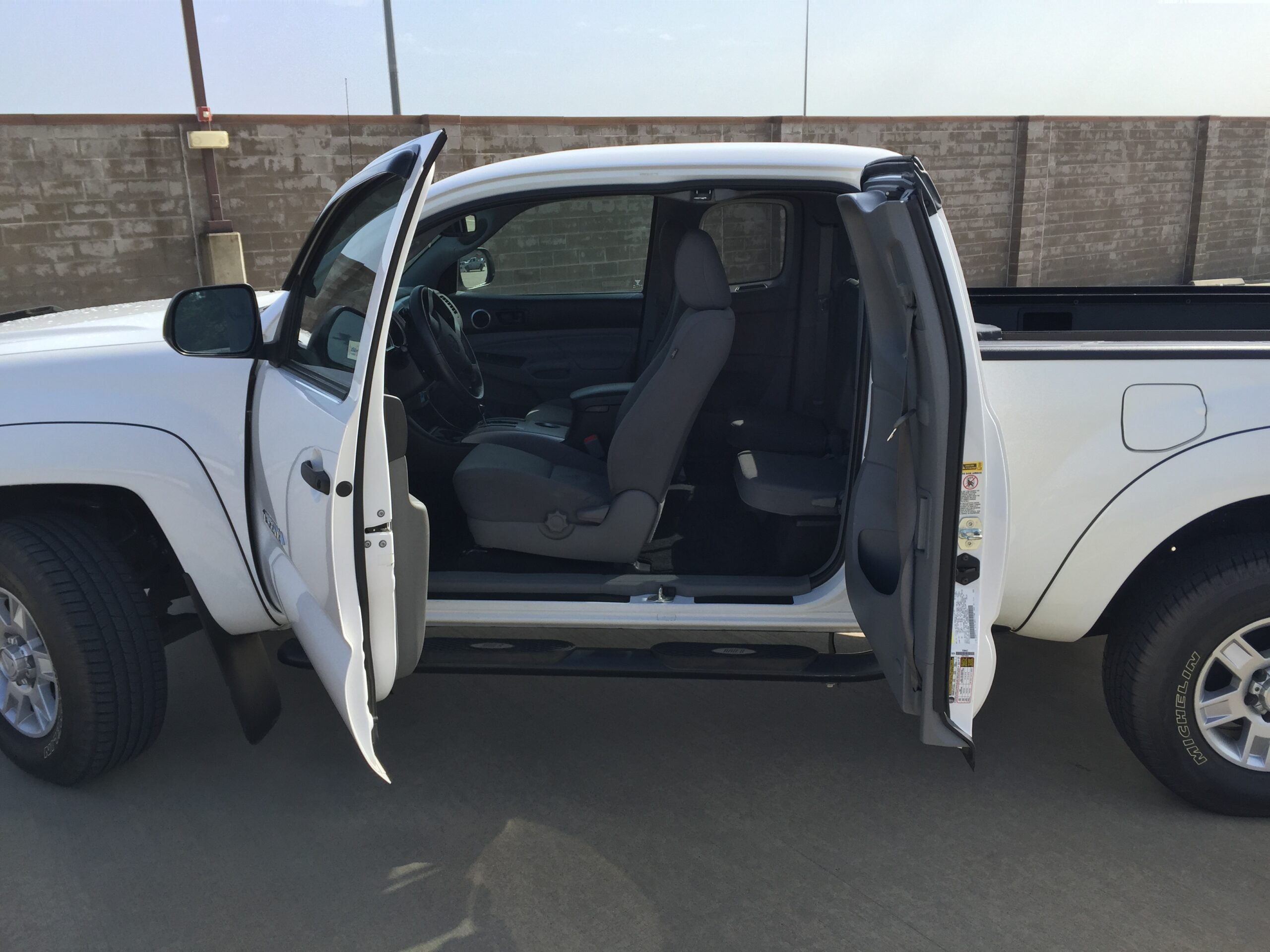 
2016 Toyota Tacoma PreRunner full									